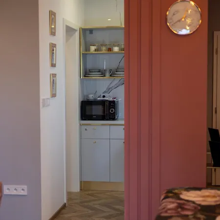 Apartmán Little Rose Centrum & 24h Self Check-in With Parking